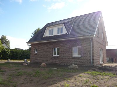 Planung+Bauleitung kostengünstiger Einfamilienhausbau, eigene Bauträgermaßnahmen